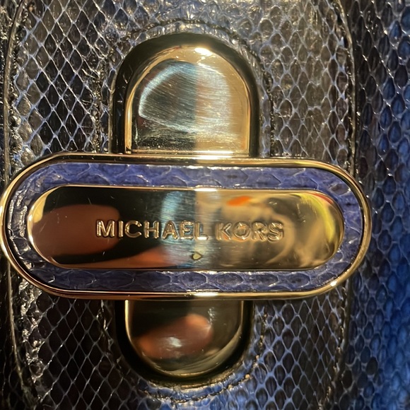 Michael kors snakeskin clutch - Picture 2 of 10